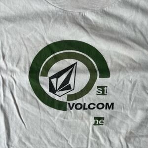 VINTAGE VOLCOM WHITE SHIRT 00S MEDIUM Y2K 00S GRUNGE